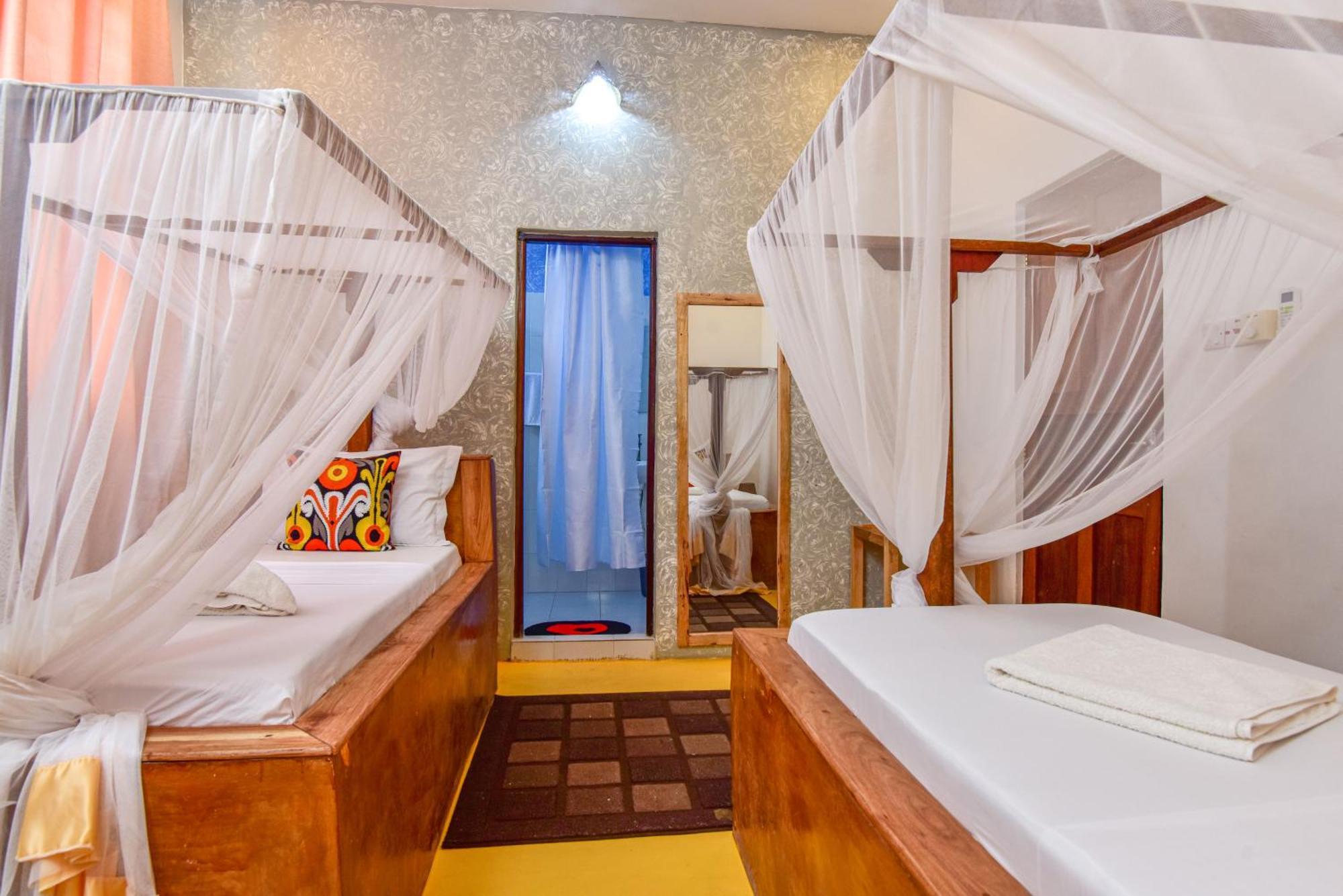 Bed and Breakfast Barabara House Джамбіані Екстер'єр фото